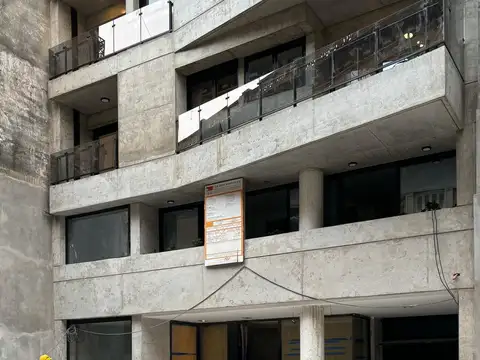 Sarmiento  1200  - Piso 1º Dpto 02