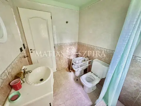 Casa - Venta - Argentina, Morón - Sarmiento 376