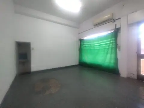 ALQUILER - Local para uso comercial - Barrio Luis Agote, Rosario.