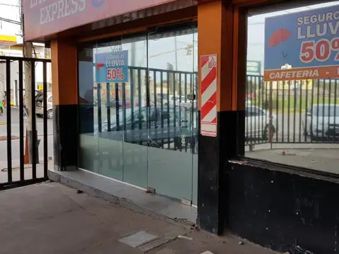 Equina Comercial 388 m² - Local - Playa - Dpto PA 3 amb - San Justo