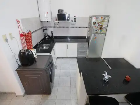 Depto Tipo Casa en Venta en Parque Chacabuco, USD 130.000