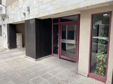 Donizetti 249 , Piso 1