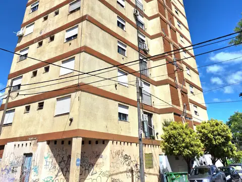 OPORTUNIDAD - Departamento totalmente amoblado y con artefactos (2 dormitorios)