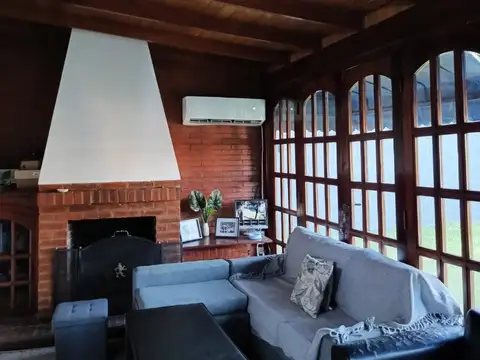 Casa en Venta en Luis Guillon, USD 165.000