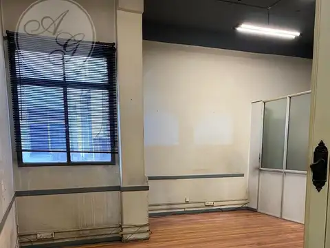 2 OFICINAS UNIFICADAS C/ DOBLE CIRCULACION - 88M2 - A 1 CUADRA DE LA 9 DE JULIO Y AV DE MAYO