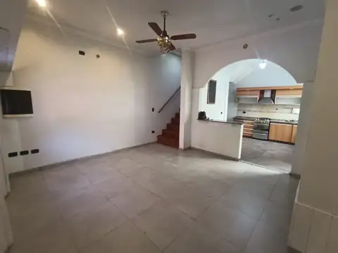 Depto Tipo Casa en Venta de 3 dormitorios