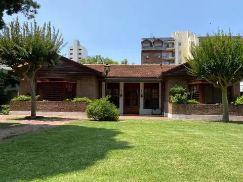 Casa en Venta en Bernal, USD 390.000