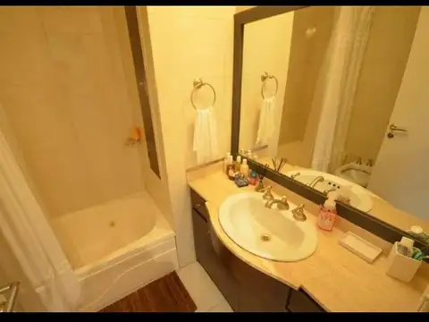 Av. Luis Maria Campos 400, Piso 10