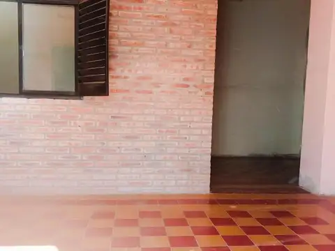 Casa 7 ambientes con 4 baños