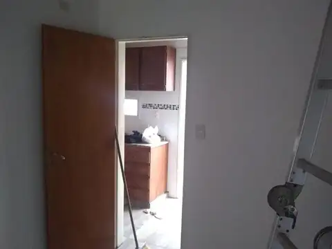 Depto Tipo Casa en Venta en Centro, USD 50.000