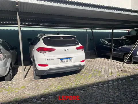 la plata 1200, Piso PB