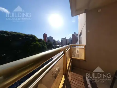 Departamento en Alquiler con 1 cocheras