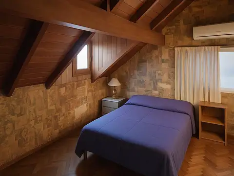 Casa 5 ambientes con 2 baños