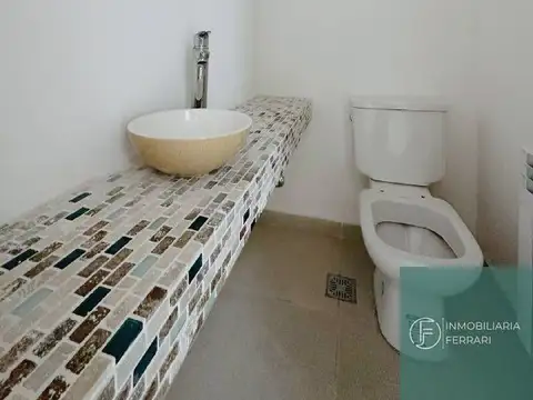 Departamento 5 ambientes con 2 baños