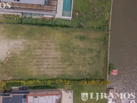 Espectacular lote en Naudir Aguas Privadas  al Rio