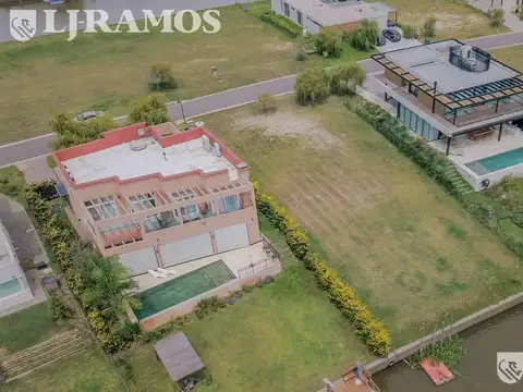 Terreno en Venta de 900,0 m2