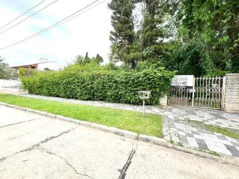 REPUBLICA DE EL SALVADOR 900, Piso 0