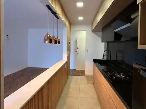 HERMOSO DEPTO A NUEVO 2 AMBIENTES PLENO CENTRO ESCALADA