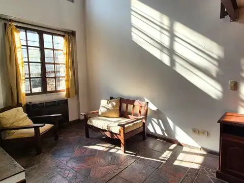 Casa en Venta en El Palomar, USD 115.000