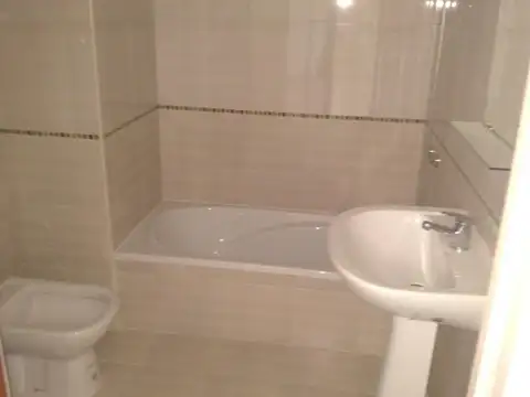 Departamento 2 ambientes con cochera