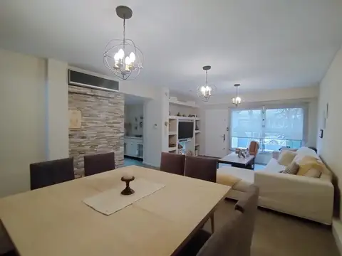 Casa en Venta en Villa del Parque, USD 725.000