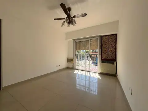 VENTA DEPARTAMENTO 3 AMB + ESCRITORIO EN POMPEYA