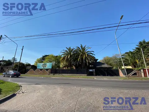 Casa 6 ambientes con 3 baños