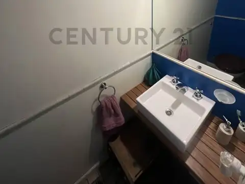 San Blas 1600, Piso 0