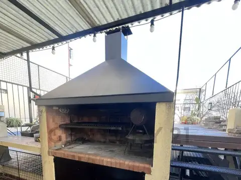 San Blas 1600, Piso 0