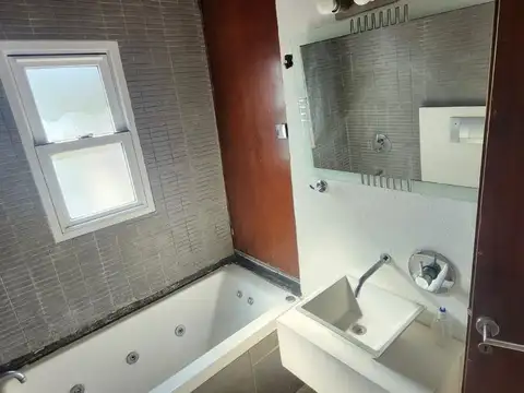 Casa en Alquiler 50 años