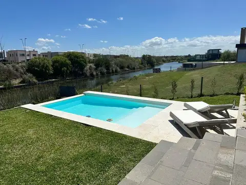 Casa al Agua en  Marinas en  Alquiler Temporal