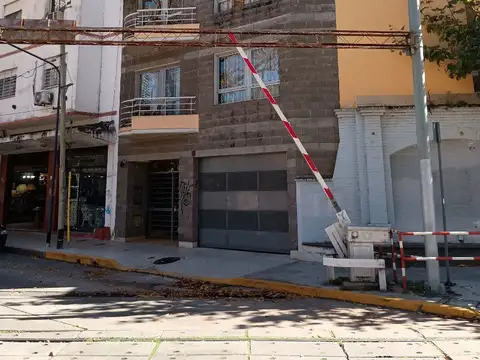 Ricardo Gutierrez 900, Piso 1