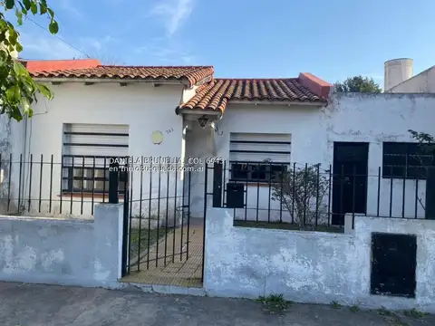 Casa en Venta en La Plata [Cod: 2852-14]