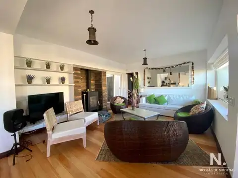 Hermosa Casa en La Posta del Cangrego