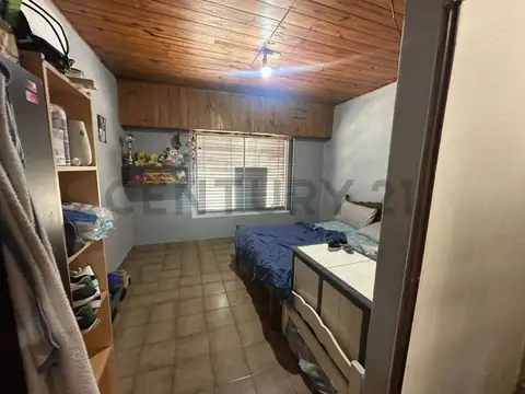 Pirovano 500, Piso 0