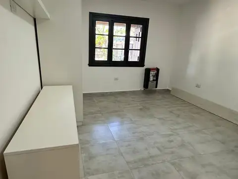 Depto Tipo Casa 4 ambientes con 1 baño