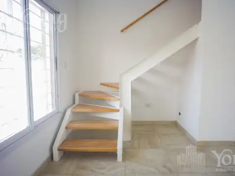 Depto Tipo Casa 3 ambientes con 1 baño
