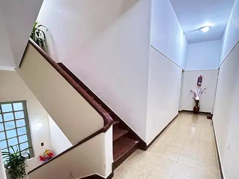 2 AMB CHICOS (1 AMB AMPLIO DIVIDIDO) - BAJAS EXPENSAS!