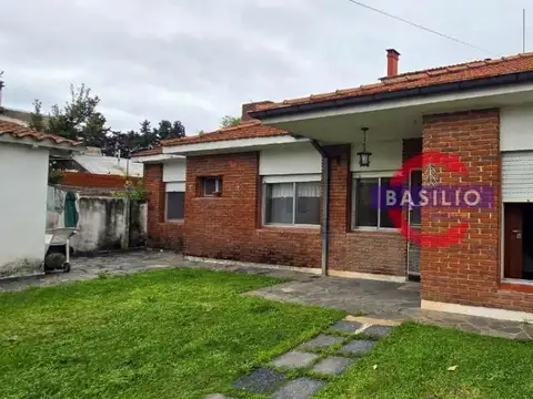 VENTA BUEN PH 3 AMBIENTES CON JARDÍN Y COCHERA EN CARAPACHAY