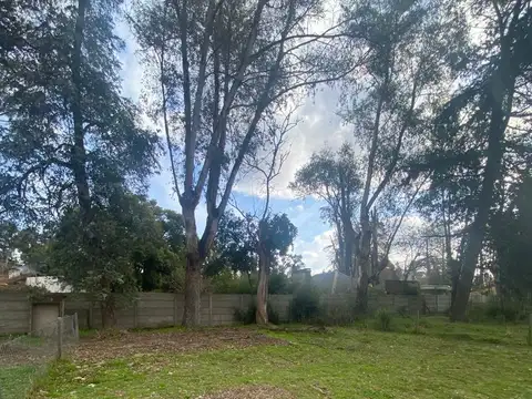 TERRENO A LA VENTA EN DEL VISO EN BARRIO CERRADO