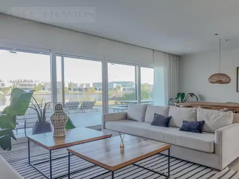 Casa en Venta en Barbarita, USD 1.350.000