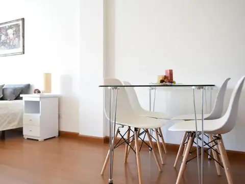 Jose A Cabrera al 3100 entre Aguero y Gallo