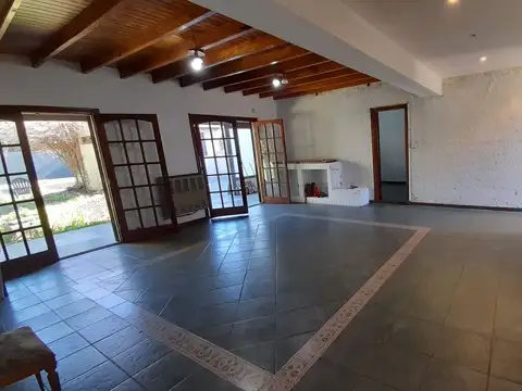 Casa en Venta con 1 cochera