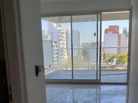 Alte G Brown 900, Piso 6