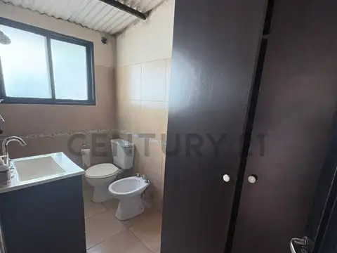 Gauchos de Güemes 2400, Piso 0