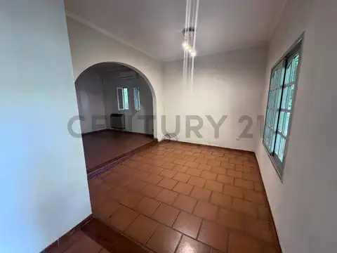 Venta Casa 4 ambientes Villa Udaondo Apto Crédito