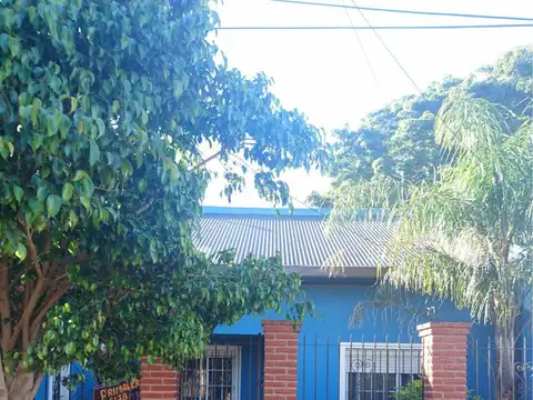 Casa en venta - 4 Dormitorios 2 Baños - 300Mts2 - San Francisco Solano