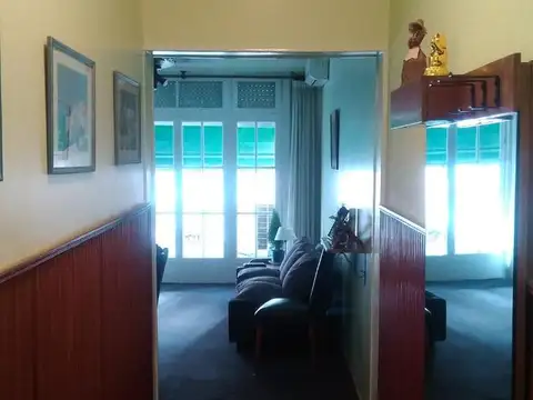 Departamento 4 ambientes con 2 baños