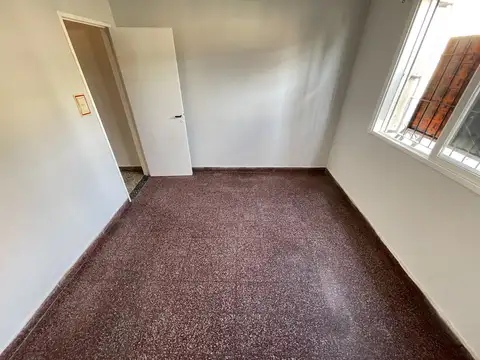 DEPARTAMENTO 2 AMBIENTES INTERNO CON PATIO