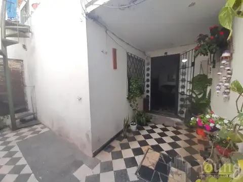 Depto Tipo Casa en Venta de 6 ambientes